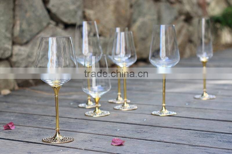 2015 new design lead free clear crystal 200ml wedding champagne wine glasses with gold plating stand