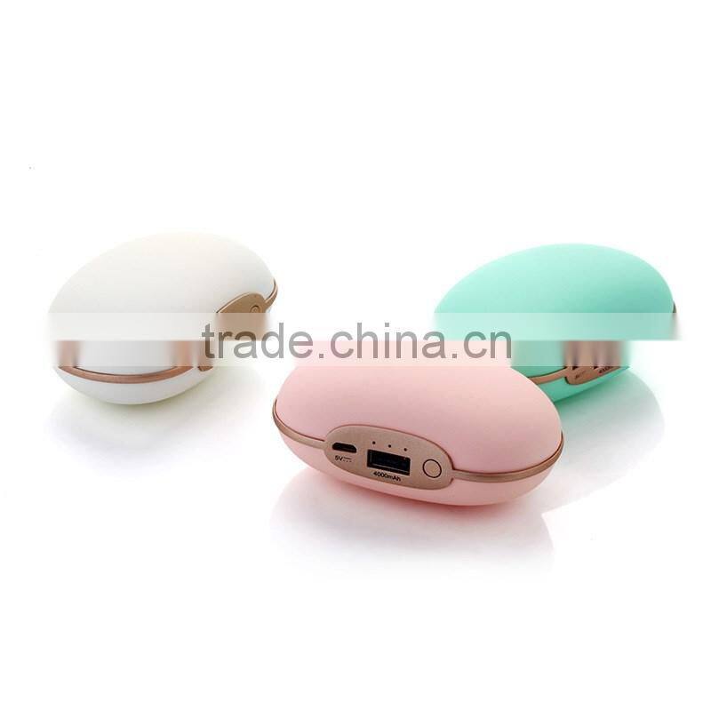 Little pea shape baby rechargeable hand warmer power bank with vibration function