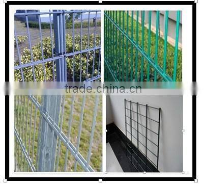 ornamental double loop wire fence