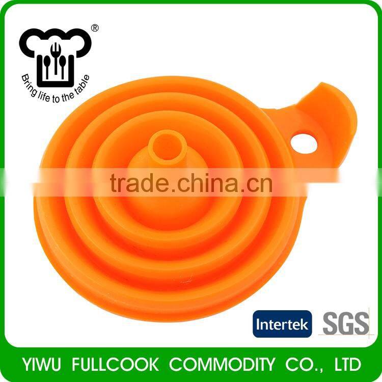 Hot selling food gradfe collapsible silicone funnel for kitchen