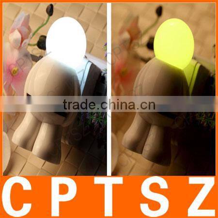 Mini Astronauts Automatic Optical Control Wall Lamp LED Night Light Lamp/Barrier Free astronaut 110-220V/1W light control 2 colo