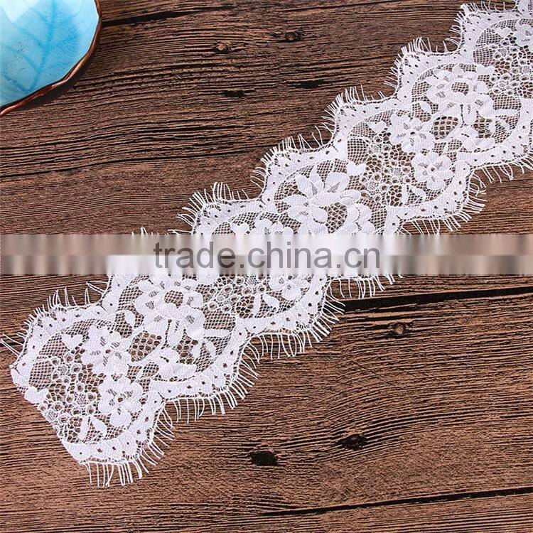 Garment skirt decorated eyelash lace trim