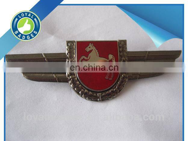 Custom wing shape antique silver transparent hard enamel car badge