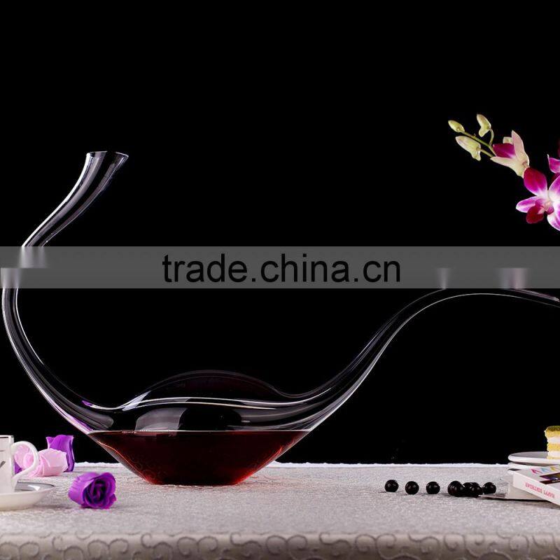 High quality handmade swan shape wine decanter supplier
