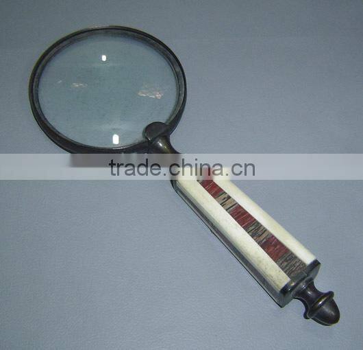Magnifying Glass with stand