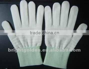 Glow in the dark gloves