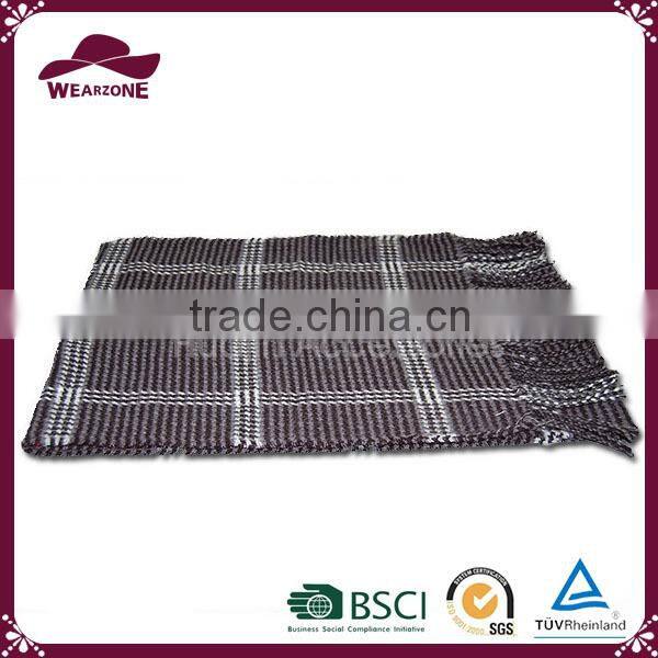 Fashionable Cashmere Scarf In Winter