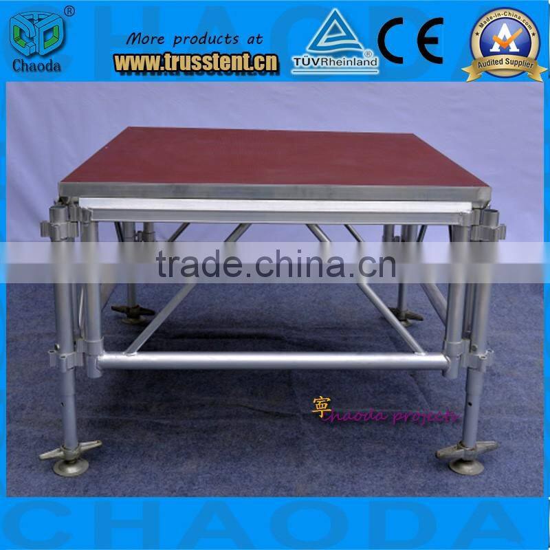 Aluminum portable choral stage