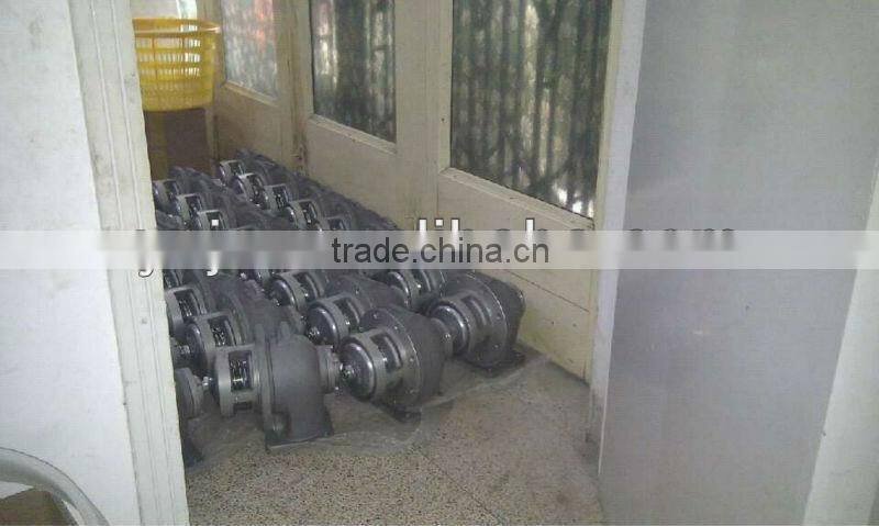 Stainless steel pneumatic bottom valve