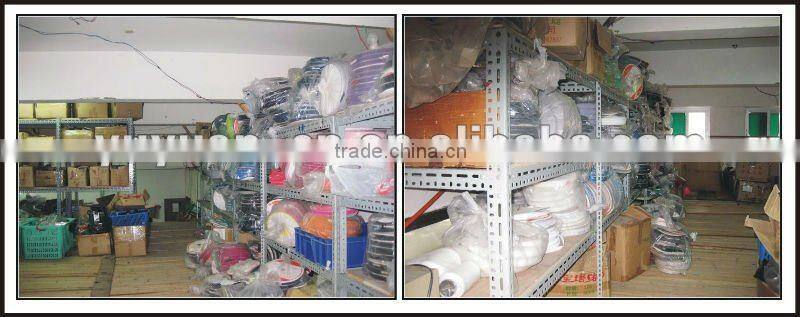 Stylish hooded waterproof outdoor ski jacket with windproof cuff