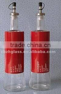 Glass oil vinegar set oil vinegar bottle with red metal coating