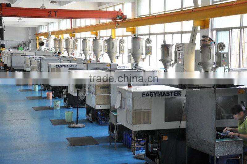 Adjustable Water Flow Irrigation Drippers on Stake Emitter Drip System