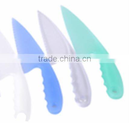 Creative PP plastic cake knife & Safety of cake knife