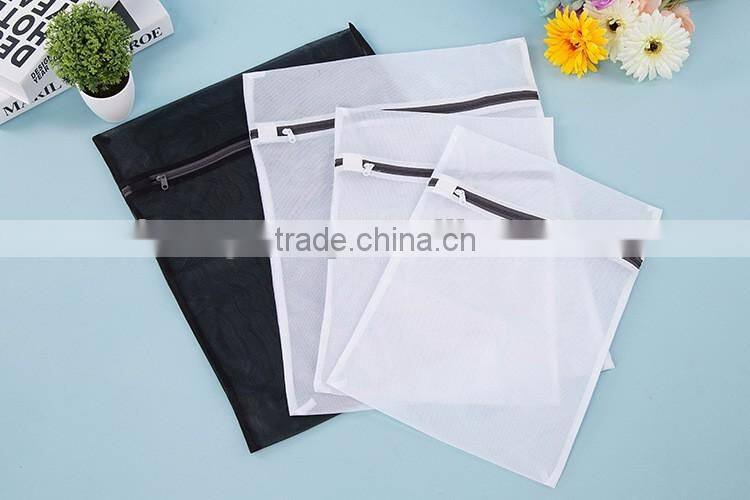 Polyester Mesh Laundry Wash Bags, Set of 4 (2 Medium & 2 Large)(TM-LB-012)