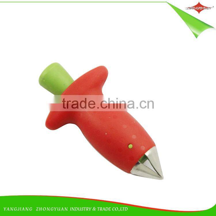 ZY-F1570 Kitchen Tools new design fruit Strawberry Corer slicer