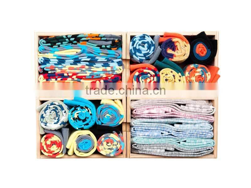 100% Cotton Wholesale Cheap Fashion Custom Men Socks in Stock