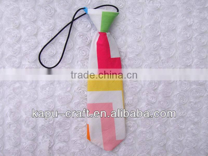 Hot pink quatrefoil cute baby tie pattern