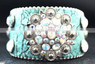 women's luxury leather bracelets 2016 sparkling heart soft leather bracelets high end leather bracelets