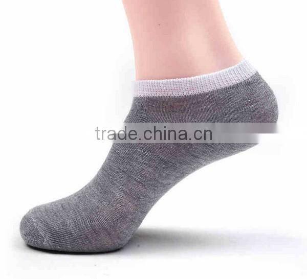 20 pcs/lot hot sale boat style casual and fashion stylish random colors free size for trendy men sport socks