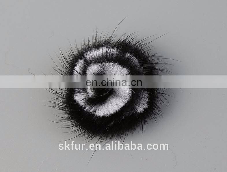 Fluffy and cute factory price mink or fox fur flowers