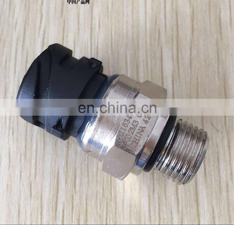Sinotruk Engine Parts Oil Pressure Sensor For Howo Truck