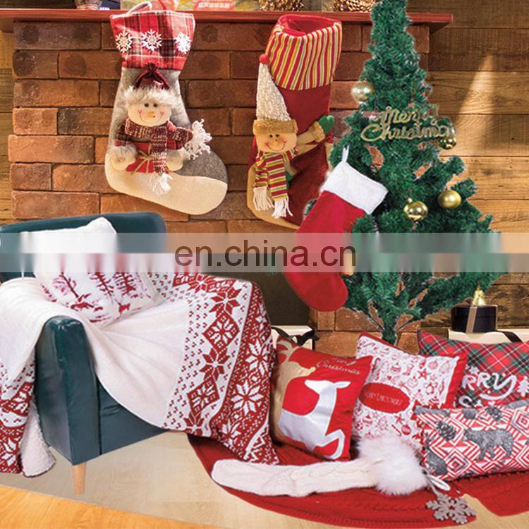 New Product Gold Thread Embroidery With Applique Sofa Cushions For Christmas