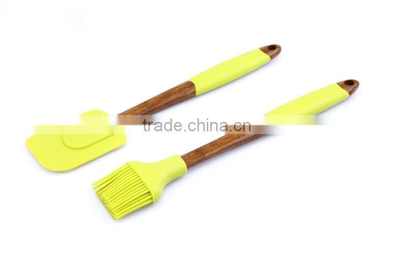 FDA/LFGB Set of Spatula Brush Set Good Quality Wood Handle Soft Grip Handle Silicon Spatula