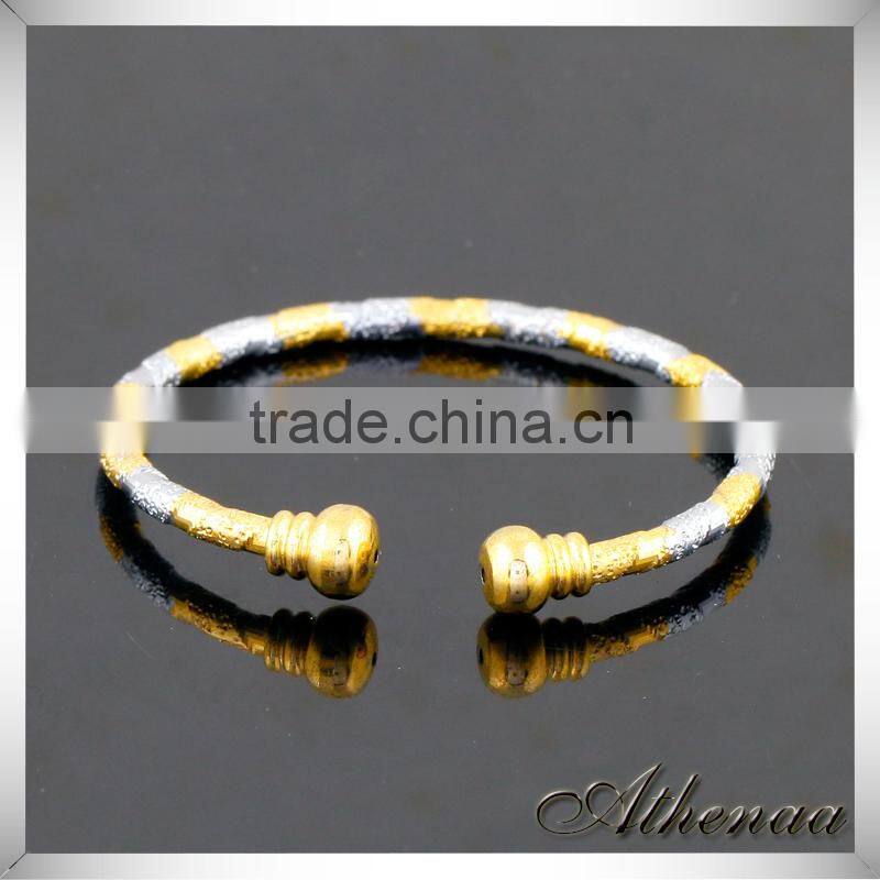 Couple Bracelets Hot Selling Sex Bangle Gold Plated Expandable Jewelry Bangle