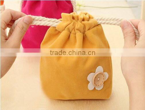 7*9cm In Stock Red Velvet Gift Pouch With Drawstring