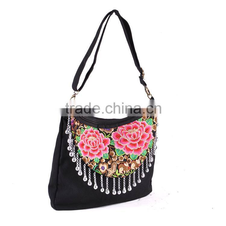 Embroidery shoulder bag canvas women handbag cheap lady bag embroidery bag with bells