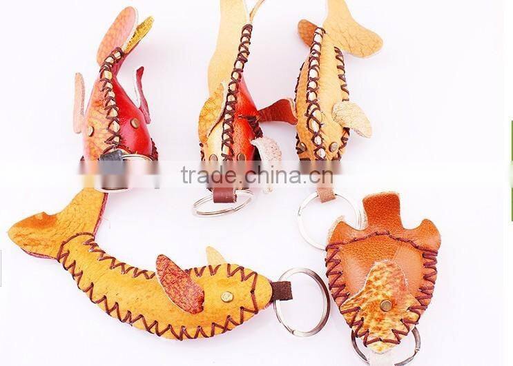 High quality Lovely fish leather animal keychain genuine leather keychain for promotional gift handmade leather keychain