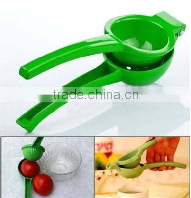 New International Kitchen & Bar Manual Press Tool Lemon Orange Squeezer Juicer