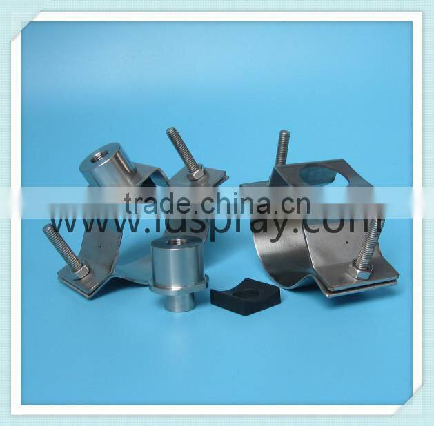 Pipe install split-eyelet connector