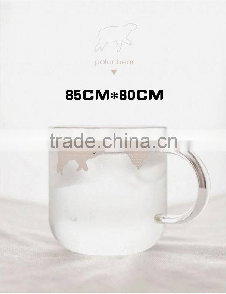 New design Christmas gift polar pattern glass polar bear penguin cup