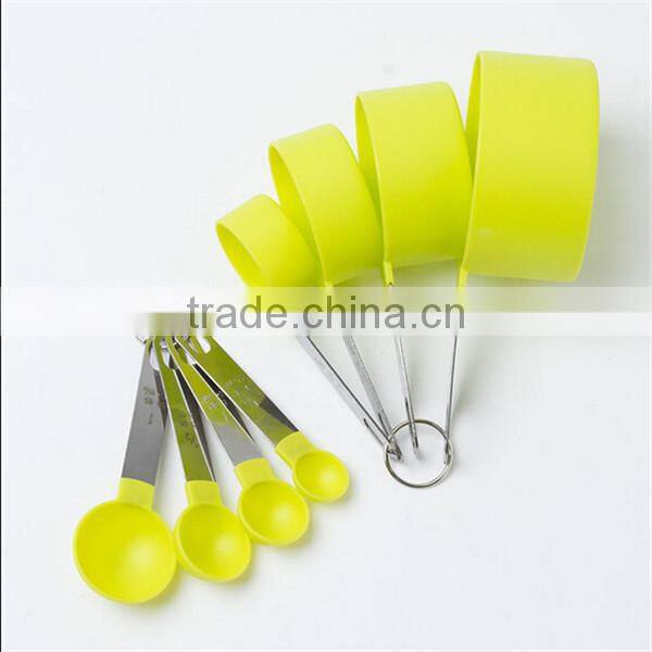 Wholesale Fashion powder plastic scoop, OEM butter measuring plasitc scoop for wife, OEM Durable kitchen gadget cook scoop maker