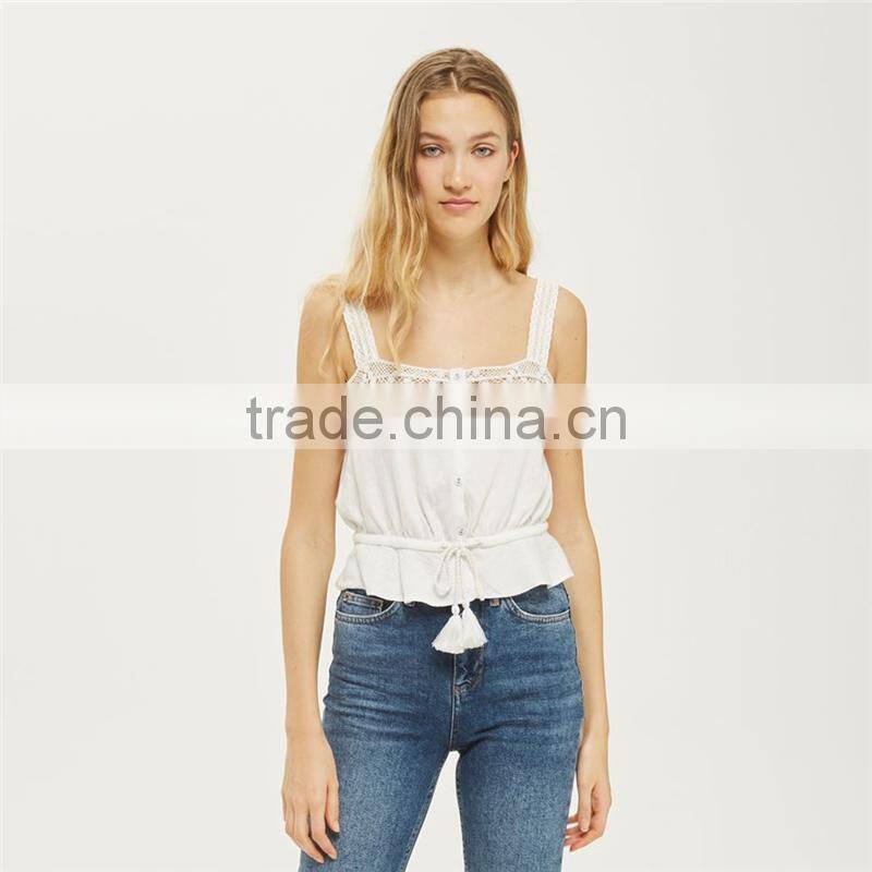 Wholesale European style crochet sleeveless ladies camisole tops 2017