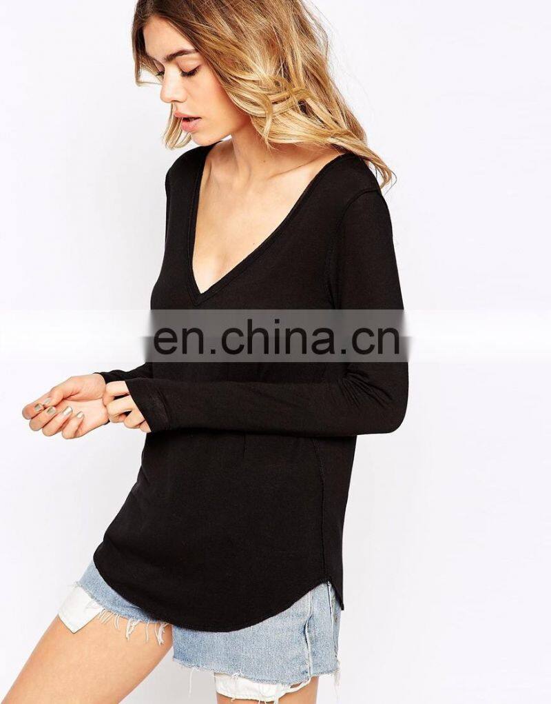 Loose fitted Sexy fashion woman deep v neck blouse in long sleeves design