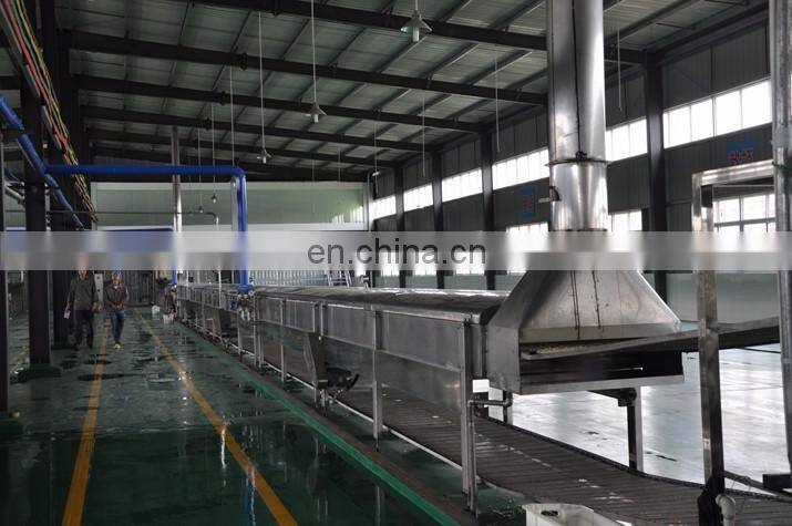 Commercial instant noodle vending machine/Stainless steel high efficiency instant noodle production line price