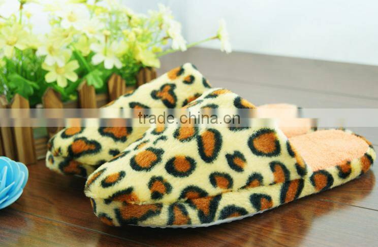 Leopard print winter soft bedroom slippers fashion household slippers wholesale