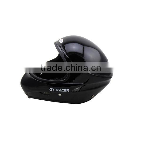 Fiberglass safety helmet with innovative ventilation for paragliding