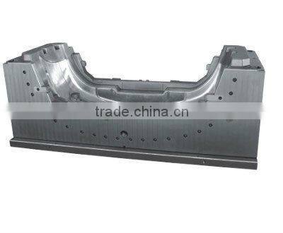 plastic injection car pumper molding