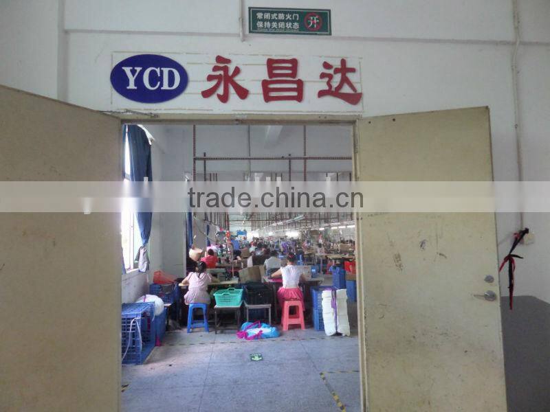 white frosted pvc cosmetic bag with zipper