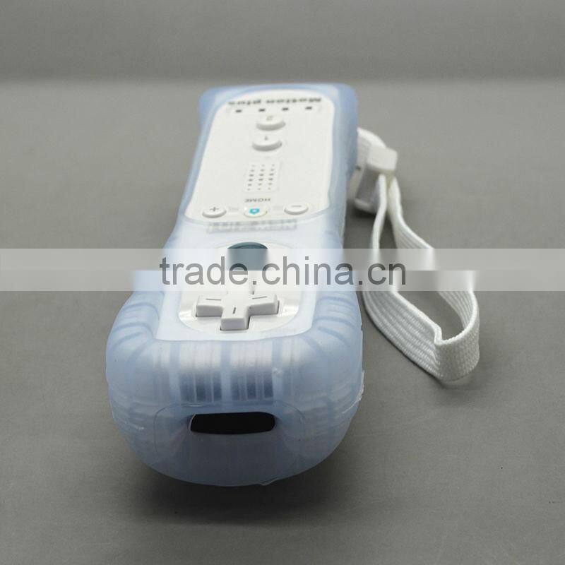 Remote + nunchuk controller for wii game controller