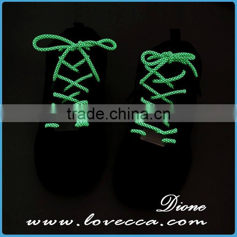 2017 New Trendy 550 Paracord Luminous Shoelace with Fire Starter & Metal Scraper Military Camping Hiking