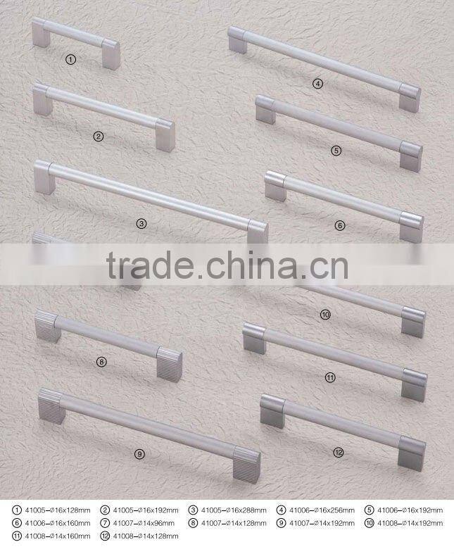 Aluminium pull handle