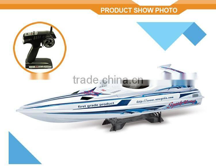Hot Selling! 2.4G Radio Control Boat Electric rc boat High Speed Racing Boat for kids