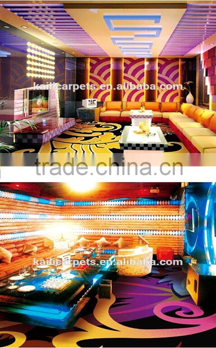 Wilton Floral Carpets Wall to Wall Carpet SK-1