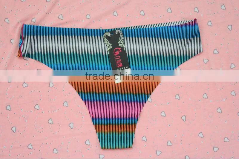 One Piece Ladies Sexy Fashion Laser Cut Thong