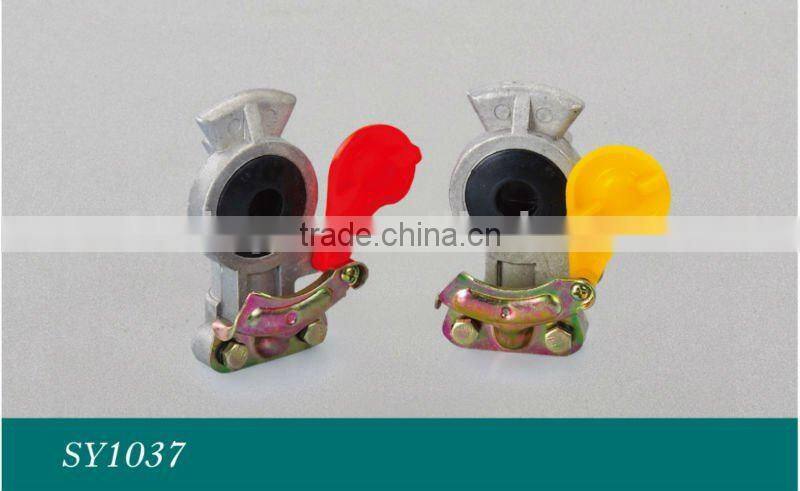 Manual hand coupling