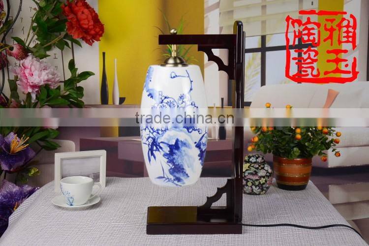ceramic handpainted antique wooden table lamp for hotel